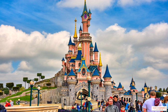 PARIS DHE DISNEYLAND